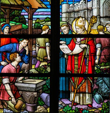 Saint Öztuna - vitray Mechelen katedral içinde