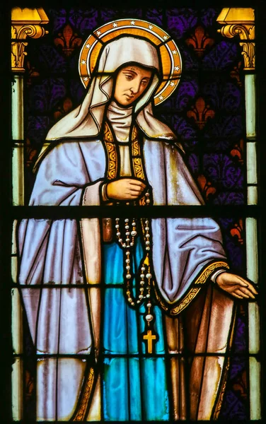 Mother mary - Glasmalerei — Stockfoto