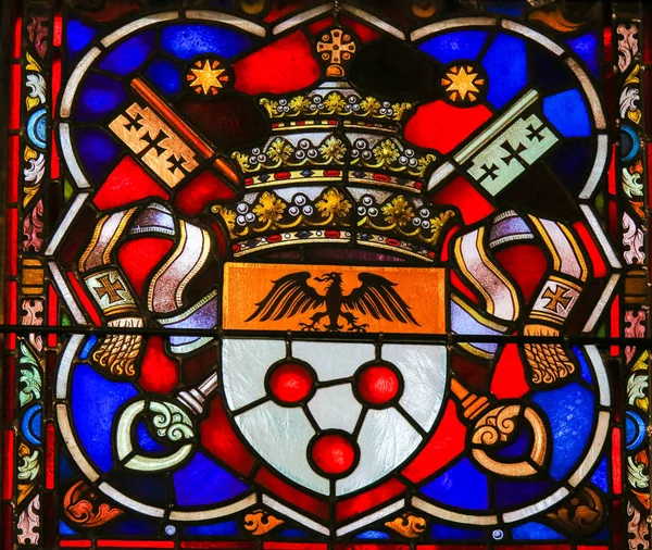 Znak - vitráže v katedrále Mechelen — Stock fotografie