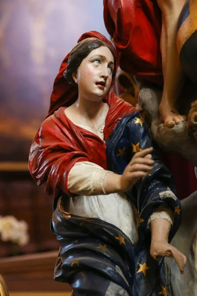 Barock staty av Moder Maria — Stockfoto
