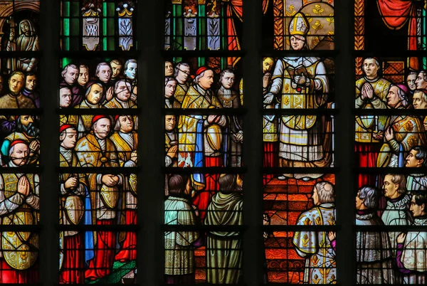 Vidro manchado na Catedral de Mechelen — Fotografia de Stock