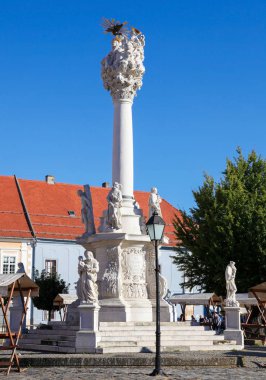 Kutsal Trinity meydanda Osijek, Slavonia, Hırvatistan