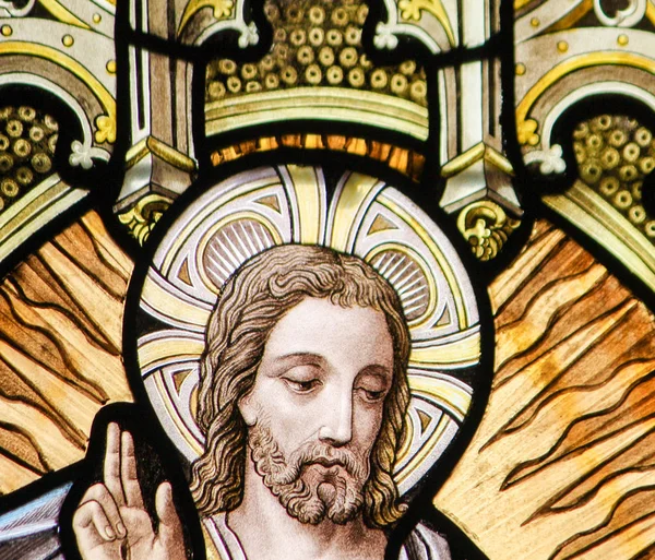 Barevné sklo - Nanebevstoupení Ježíše Krista — Stock fotografie