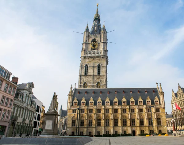 Torre del campanario en Gante, Bélgica —  Fotos de Stock