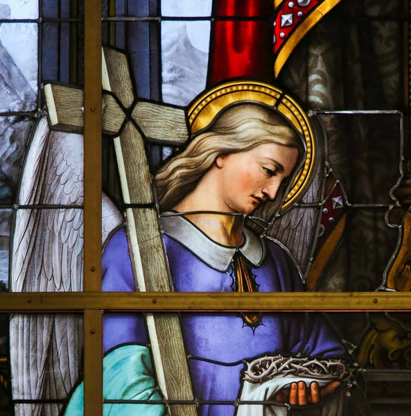 Vitray - alegori İsa'nın acı üzerinde