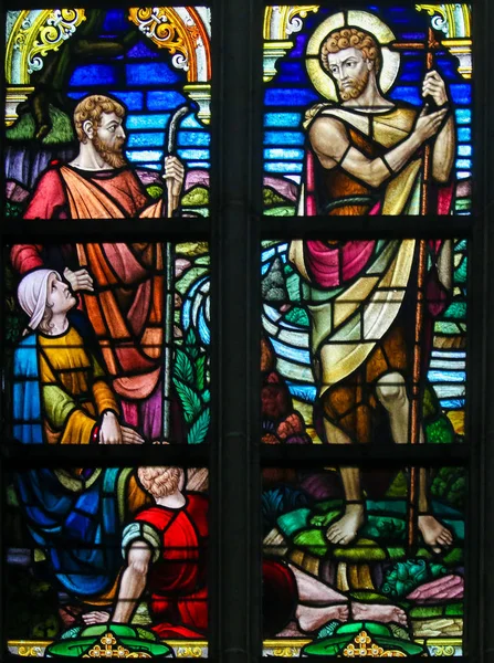 Gebrandschilderd glas - Sint Jan de Doper — Stockfoto