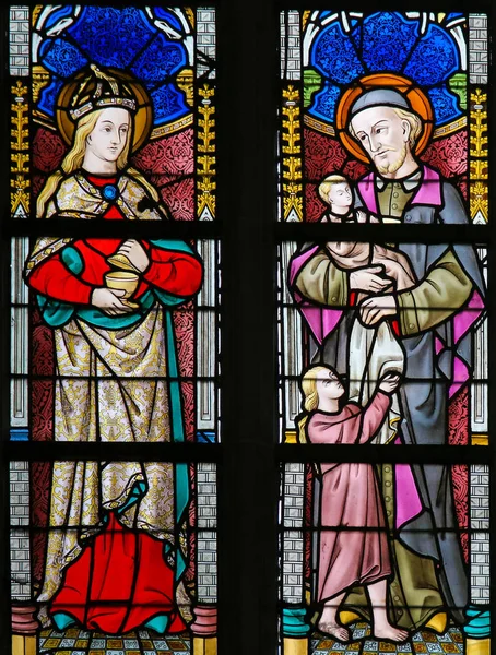 Gebrandschilderd glas - Saint Vincent de Paul en Mary Magdalene — Stockfoto