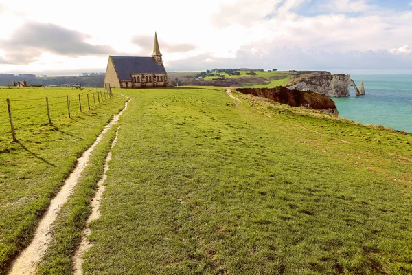 Etretat w Normandii, Francja — Zdjęcie stockowe