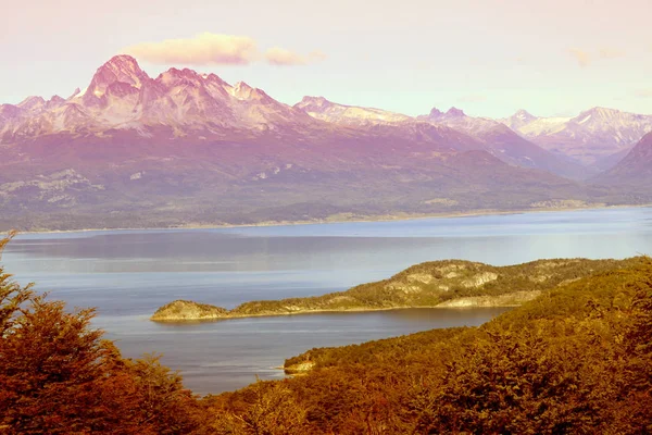 View on the Beagle Channel in Tierra del Fuego, Ushuaia, Argenti — Stock Photo, Image