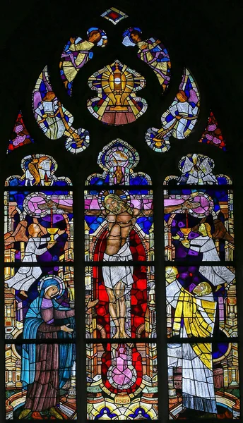 Glasmalerei - die Kreuzigung des Jesus — Stockfoto