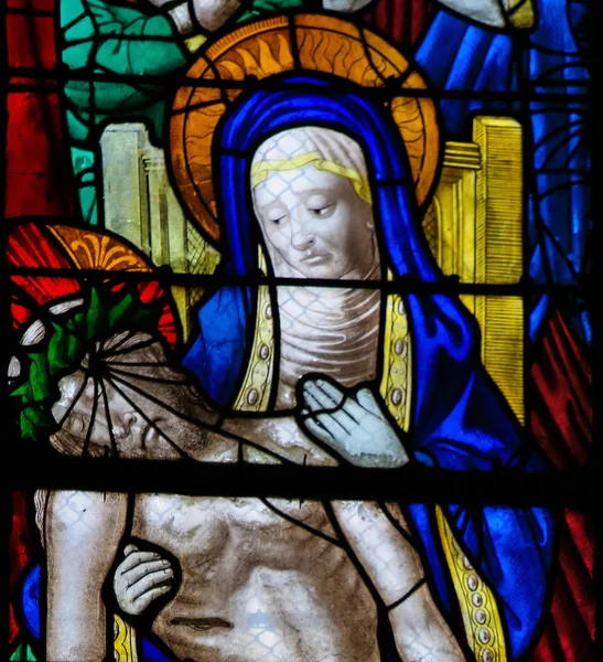 Stained Glass in Rouen Cathedral - Jesus and Mary — Stock Photo, Image