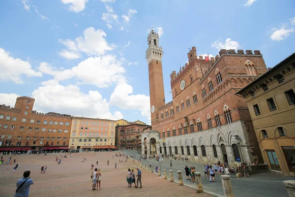 Torre Mangia em Siena, Toscana, Itália — Fotografia de Stock