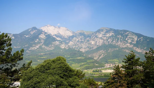 Paysage de montagne Dolomite près de Trente, Italie — Photo