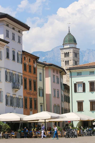 Tornet av Santa Maria Maggiore, Trento, Italien — Stockfoto