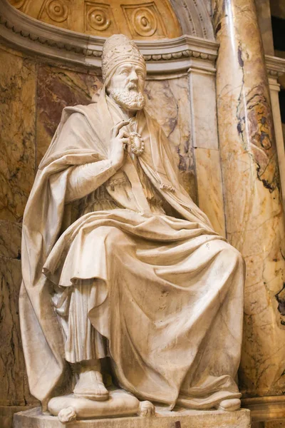 Statua di Papa Marcello II nella Cattedrale di Siena — Foto Stock