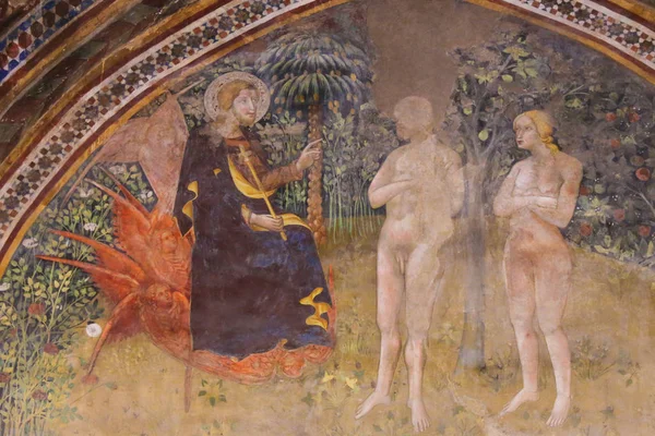 Fresco em San Gimignano - Jesus, Adão e Eva no Jardim de E — Fotografia de Stock