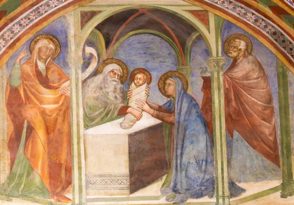 Freska v San Gimignano - prezentace v chrámu — Stock fotografie