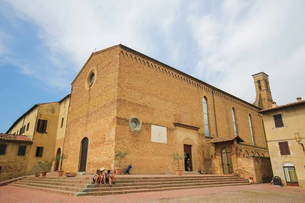 Igreja Sant Agostino em San Gimignano, Toscana, Itália — Fotografia de Stock