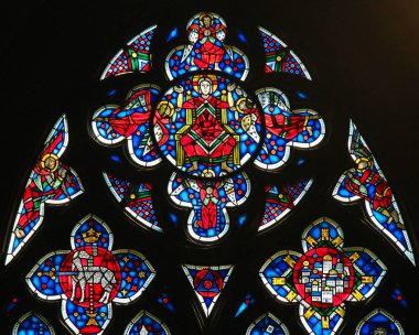 Solucan - İsa cennette vitray