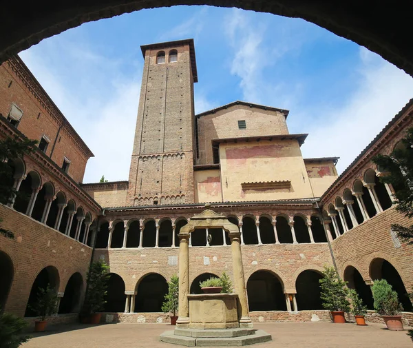 Bologna - Basilica di Santo Stefano — Foto Stock