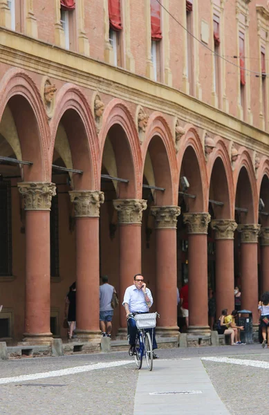 Bologna, Italia - Portico tipico — Foto Stock