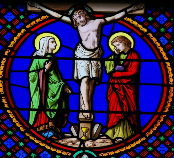 Stained Glass in Notre-Dame-des-flots, Le Havre - Crucifixion of — Stock Photo, Image
