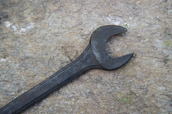 Conjunto de velhas chaves de tamanho diferente — Fotografia de Stock