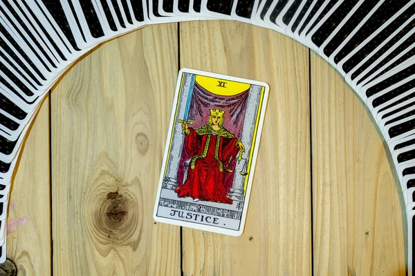 Talia kart tarota; Sprawiedliwości . — Zdjęcie stockowe