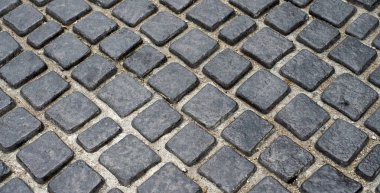 Taş bloklu kaldırım