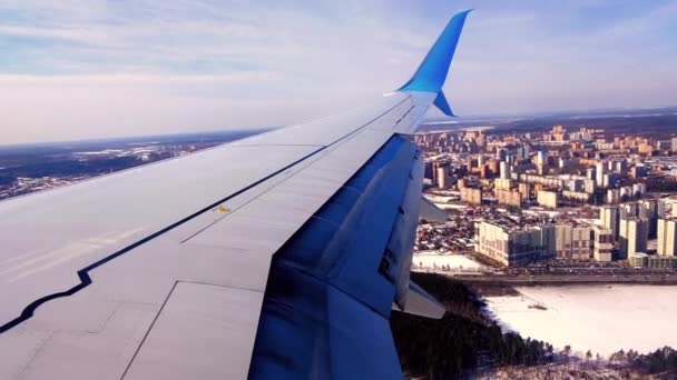 Vue aérienne depuis l'avion — Video