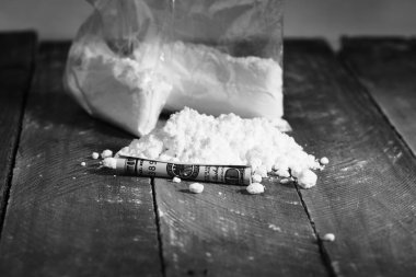 eroin ve uyuşturucu alma