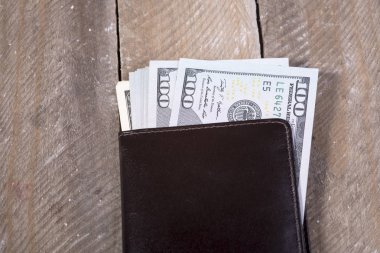 bir cüzdan dolar tam