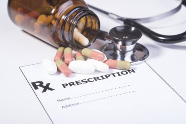 hastalıklara karşı ilaç için reçete