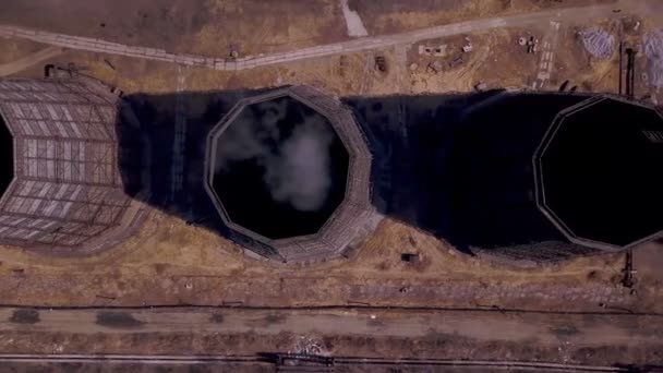 Kirlilik Ekolojisi Petrol Rafinerisinden Duman Çıkar Endüstriyel Santrallerin Hava Görüntüsü — Stok video