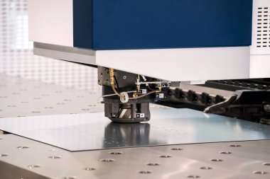 Yüksek kaliteli makine için otomatik Delme sac