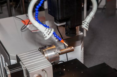 Kusur dedektörü makine