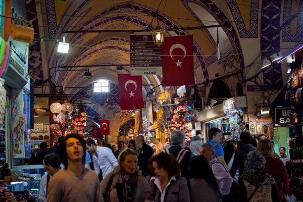 Grand Bazaar weergave in Istanbul, Turkije — Stockfoto