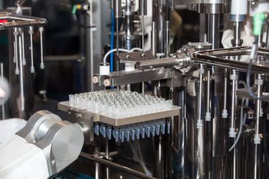 Steril şişeler ve ampul makine