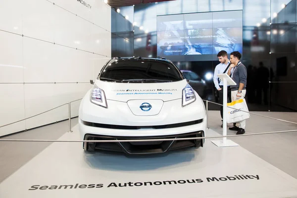 Nissan coche de movilidad autónoma en feria Cebit 2017 en Hannover Messe, Alemania —  Fotos de Stock