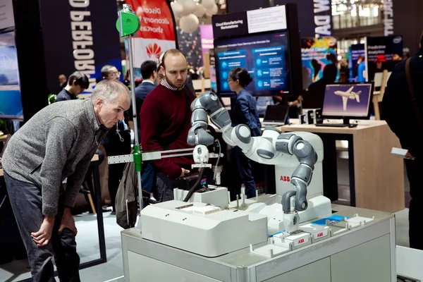 Robotika-a Huawei állni Cebit 2017-kiállítás a Hannover Messe, Németország — Stock Fotó