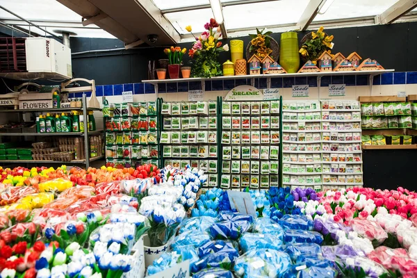 Mercado de flores em Amsterdam, Países Baixos — Fotografia de Stock