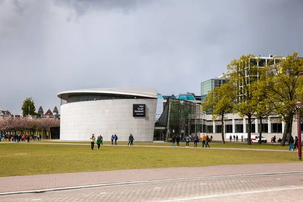 オランダ、アムステルダムのゴッホ美術館の建物 — ストック写真