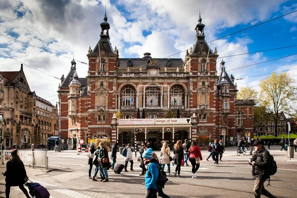 A Stadsschouwburg a név-ból épület a Leidseplein, Amszterdam, Hollandia, egykori otthonában, a nemzeti Opera és a balett Színház — Stock Fotó