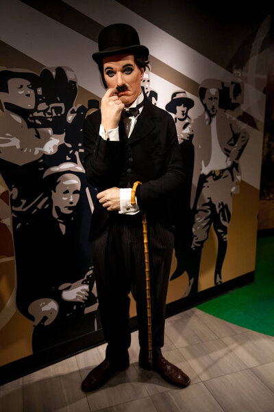 Восковая фигура сэра Чарльза Спенсера Чарли Чаплина, английского актёра комиксов в музее восковых фигур мадам Тюссо в Амстердаме, Нидерланды
