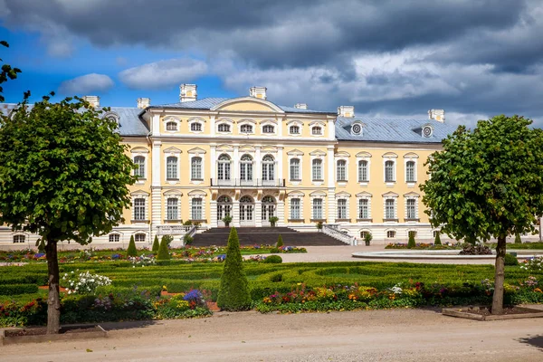 Rundale palace in Latvia — Stock Photo, Image