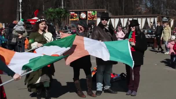 Celebrazione del giorno di San Patrizio irlandese a Mosca, Russia . — Video Stock