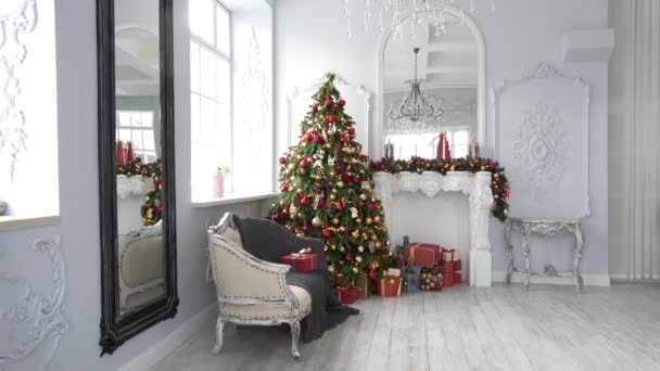 Navidad y año nuevo decoración de interiores — Vídeos de Stock