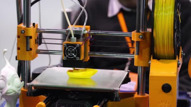 3D-printer afdrukken — Stockvideo