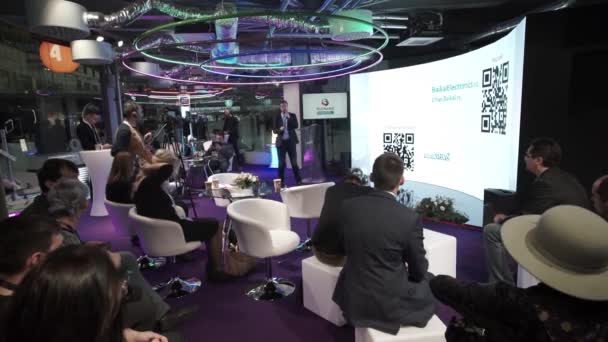 Moskou technologische forum Open innovaties 2016 in Technopark Skolkovo. — Stockvideo