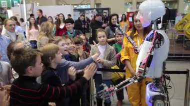 Robot tiyatrocu - insana ilişkin robot interaktif makine otomatik